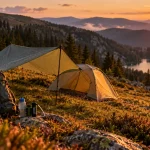 Randonnée bivouac 2 jours vosges : tente et tarp sur sentier vers le Lac Blanc