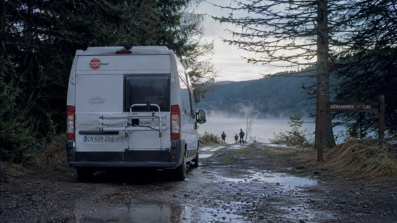 Visiter les Vosges en camping car : camping-car près du lac de Gérardmer