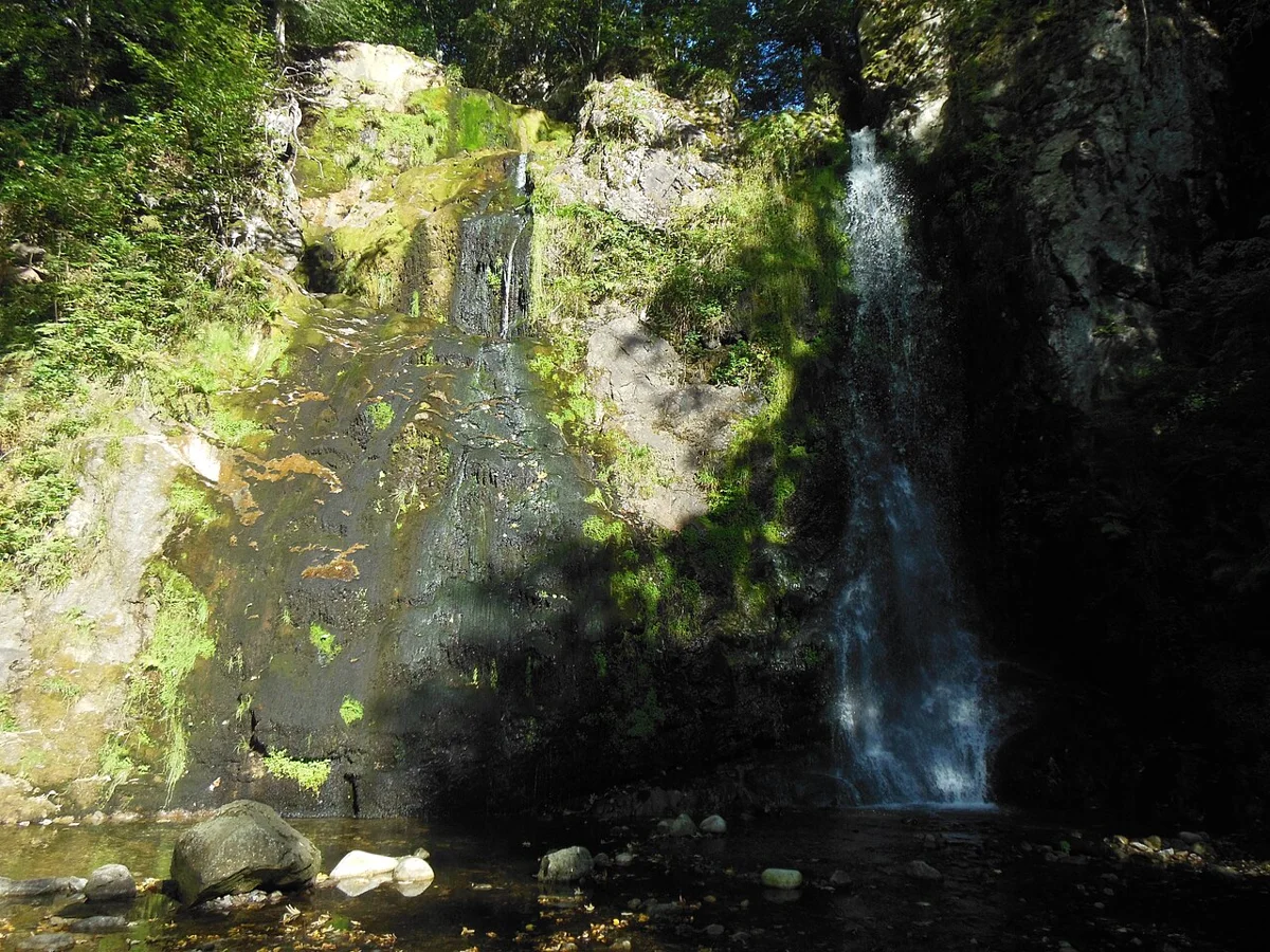 La cascade du Heidenbad, à Wildenstein.